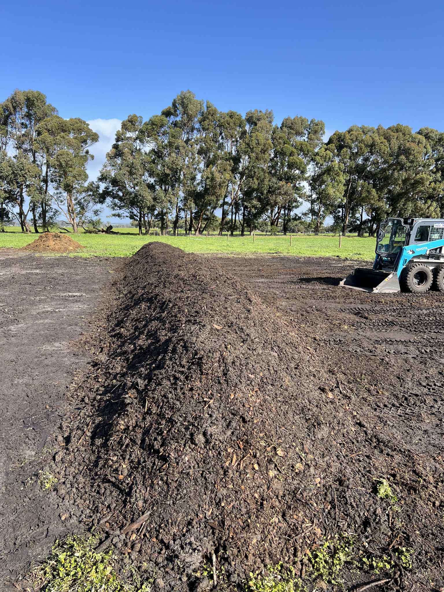 WildSoil Compost production with windrows in field